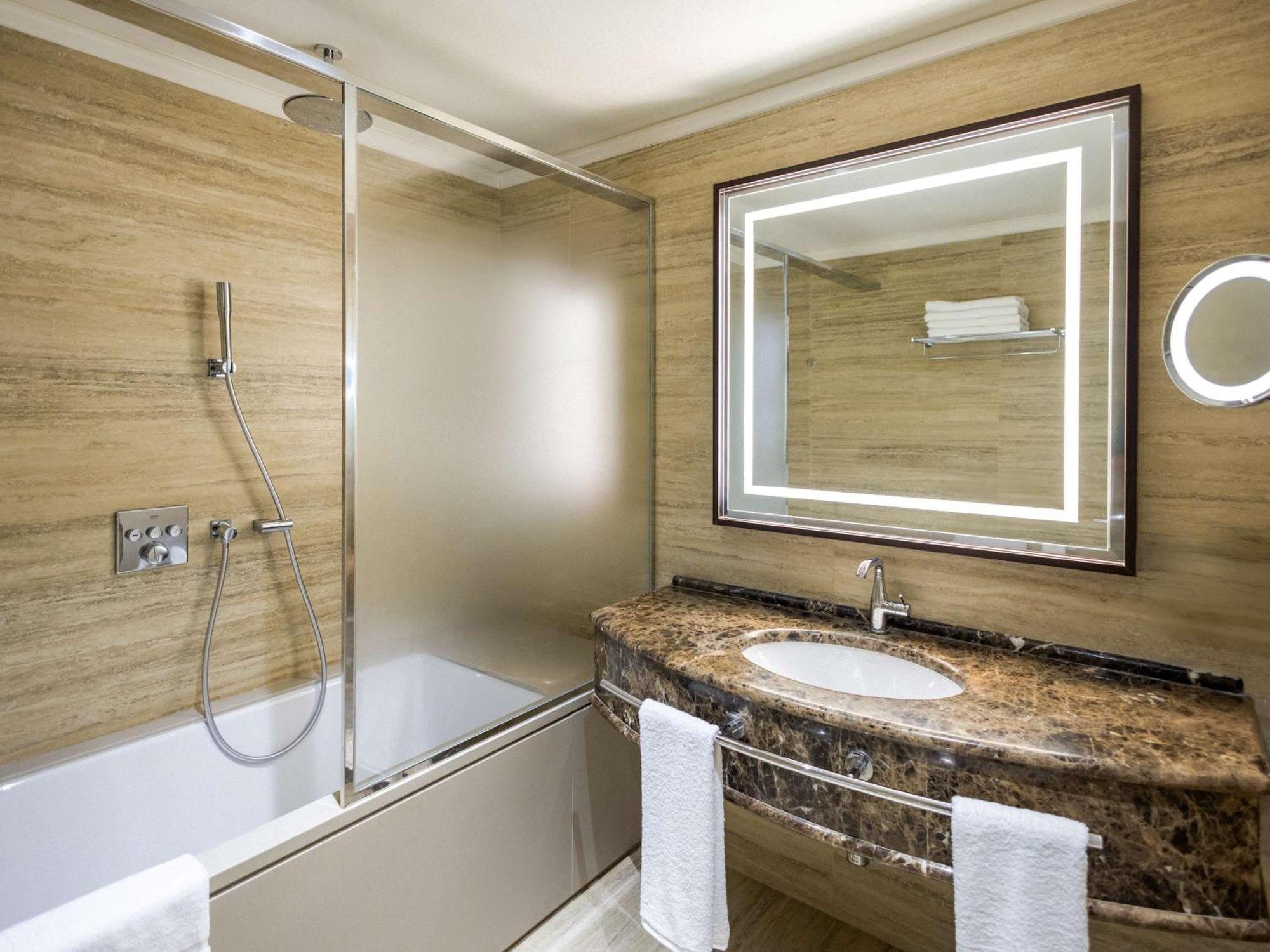 Hotel Oran Bay Managed By Accor Εξωτερικό φωτογραφία